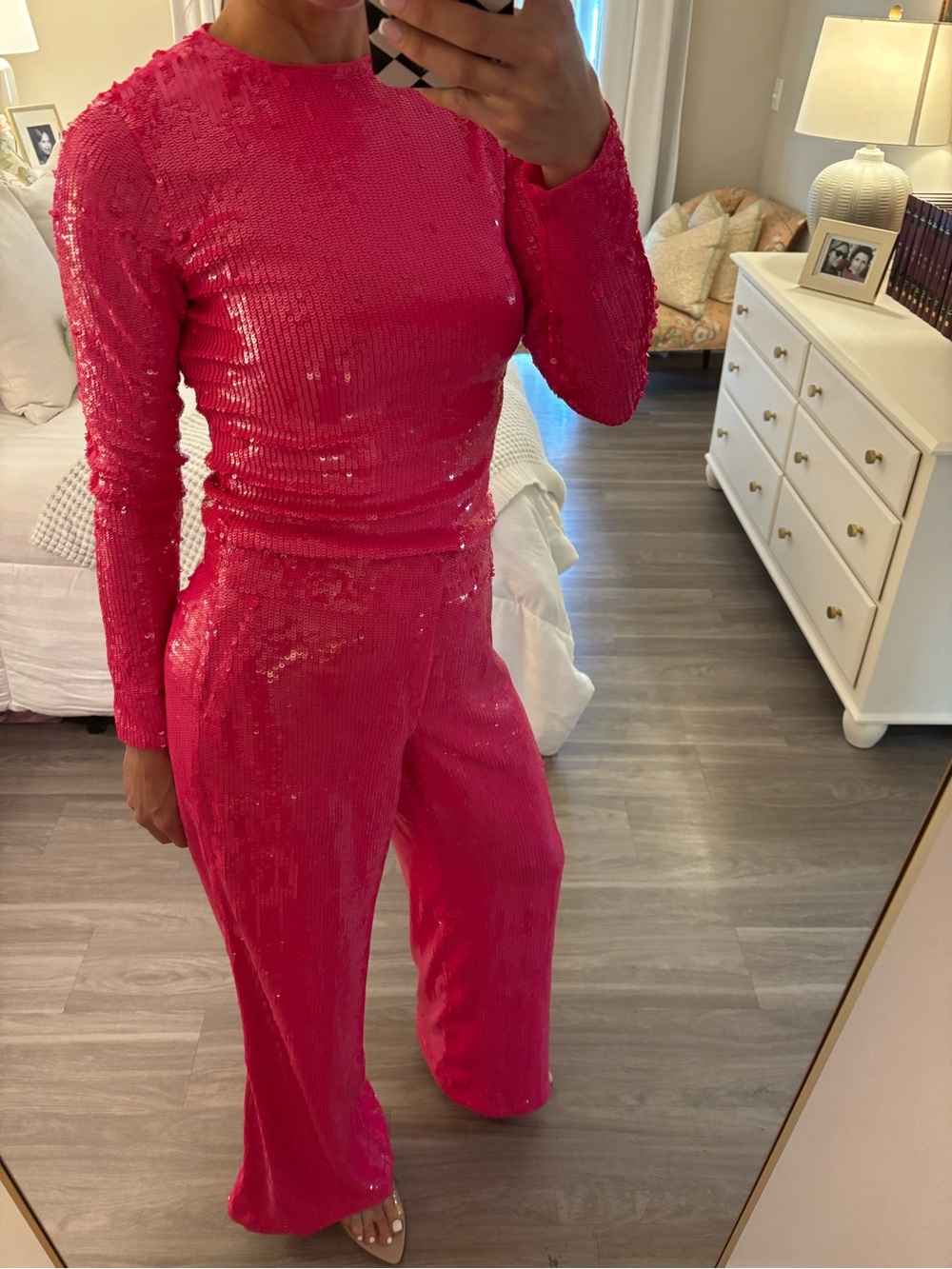 ✨ Alice + Olivia Dylan Sequin Pant & Delaina Sequin Top Set — Wild Pink ✨ - Picture 2 of 11